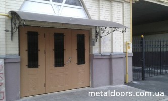 Входные металлические двери в подъезд